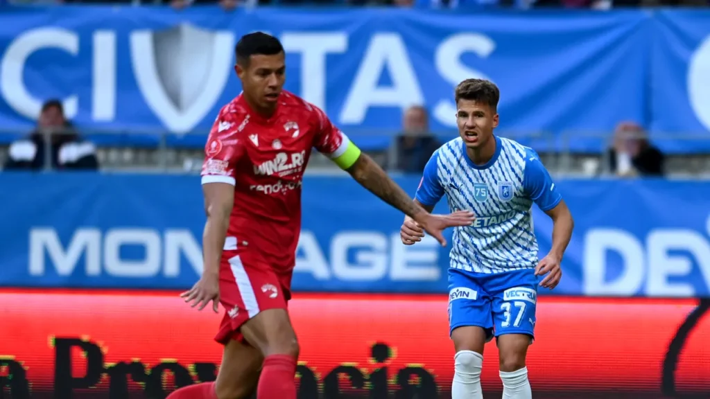 pariuri sportive meci fotbal Romania Dinamo Universitatea Craiova Liga 1 football Digi Sport